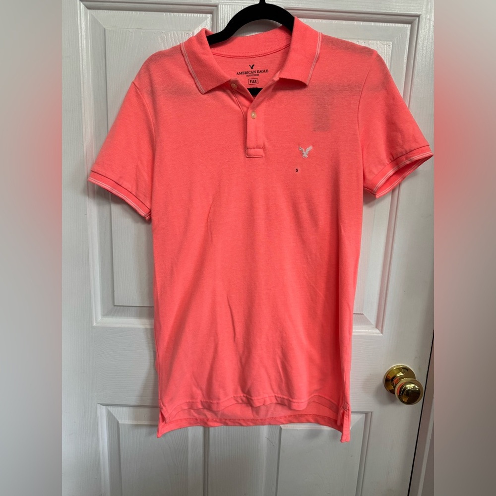 NWT American Eagle Outfitters coral colored Polo Shirt size Small